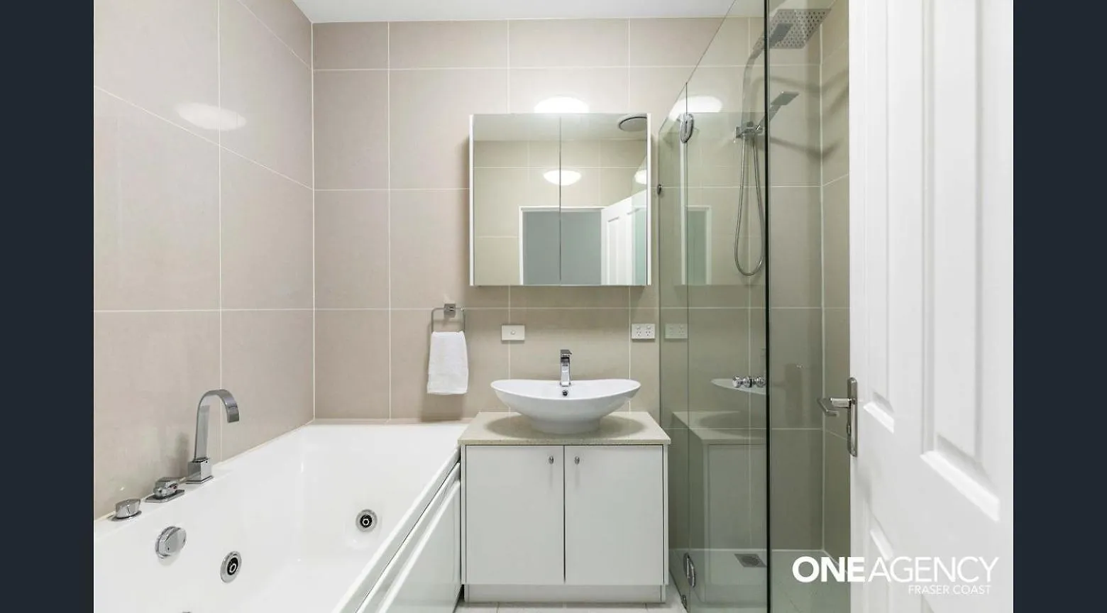 Homestay Pialba Beach Bnb Apartment